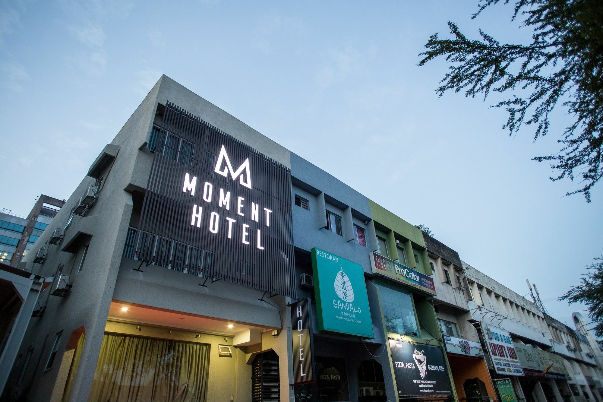 Moment Hotel Petaling Jaya Ngoại thất bức ảnh